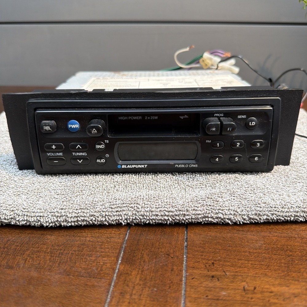 Blaupunkt Pueblo CR45 High-Power FM/AM/Cassette Receiver w/ Detachable Face